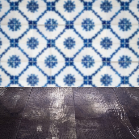 Kitchen Flooring Options: Comparing Tile, Hardwood, Vinyl, and Laminate for U.S. Homes