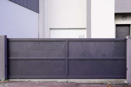 Combining Fence and Gate Design for Functional Outdoor Privacy