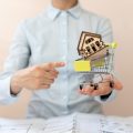 How to Use Home Selling Flyers and Print Materials Effectively