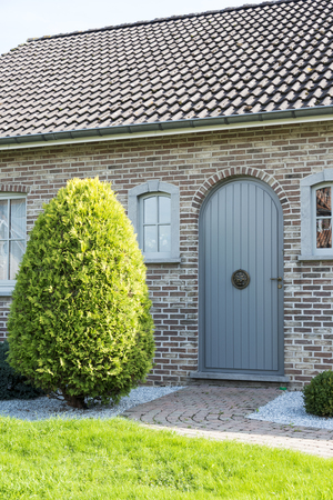 How Garage Conversions Affect Resale Value and Curb Appeal